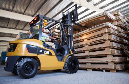 FORKLIFT